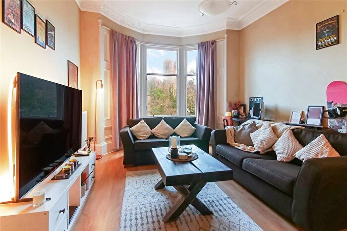 1 Bedroom Flat For Sale In High Street, Paisley, Renfrewshire, PA1