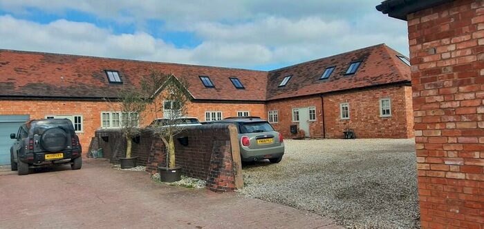 5 Bedroom Barn Conversion To Rent In Whitehall Farm, Buckley Green, Henley In Arden, B95