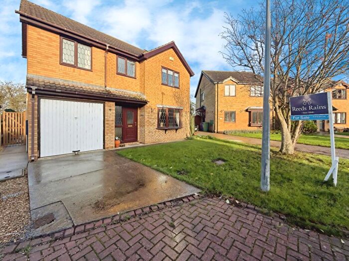 4 Bedroom Detached House For Sale In Coltsfoot Drive, Waltham, Grimsby, Lincolnshire, DN37