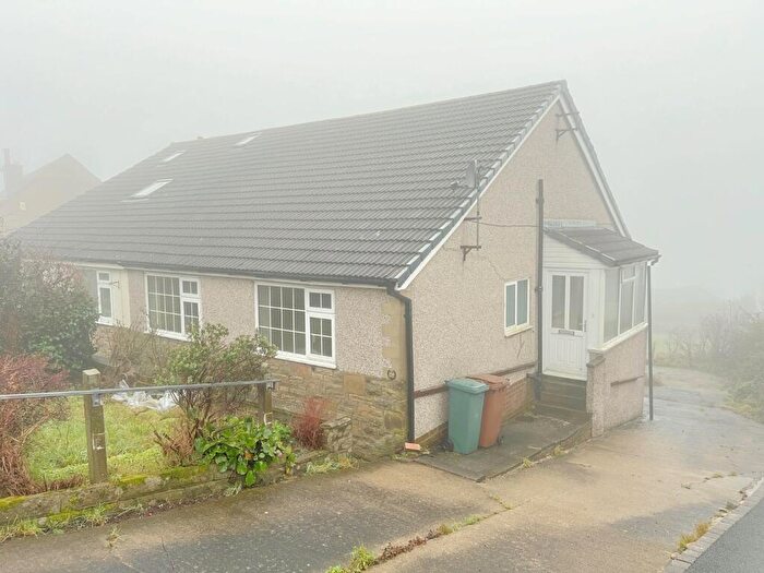 2 Bedroom Bungalow For Sale In West View Avenue, Wrose, Shipley, BD18