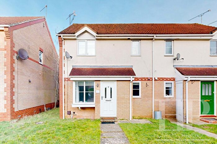 1 Bedroom Terraced House To Rent In Dakin Close, Maidenbower, RH10