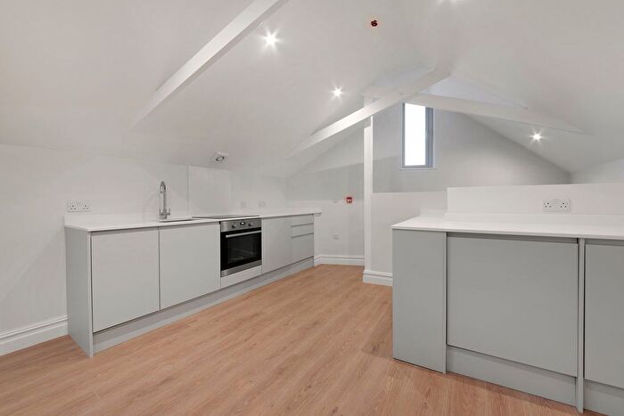 1 Bedroom Flat For Sale In Cargreen Road, London, SE25