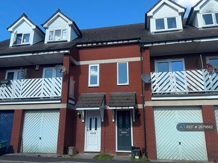 3 Bedroom Terraced House To Rent In Harcourt Mews, Frome, BA11