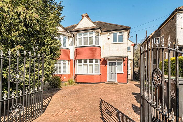3 Bedroom Semi Detached House For Sale In Marvels Lane, London, SE12