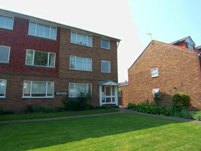 2 Bedroom Apartment To Rent In Sycamore Grove, New Malden, KT3