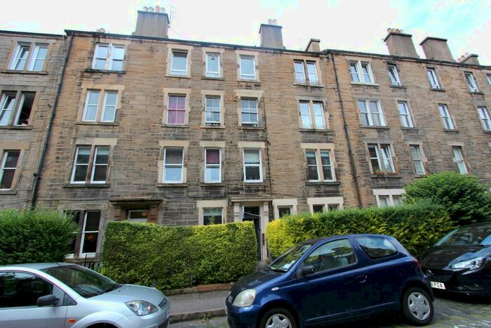 3 Bedroom Flat To Rent In Glen Street, Tollcross, Edinburgh, EH3