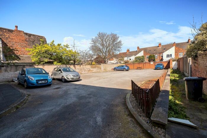 2 Bedroom Flat For Sale In Durham Court, Durham Street, Hull, HU8