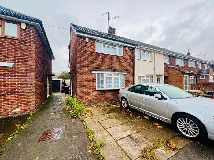 3 Bedroom End Terrace House For Sale In Dallow Road, Luton, Bedfordshire, LU1