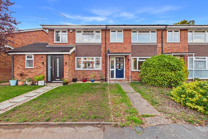 3 Bedroom Terraced House To Rent In Maple Close, Maidenhead, Berkshire, SL6