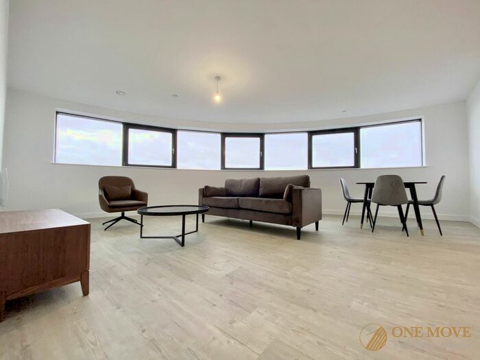 2 Bedroom Flat To Rent In Northill Apartments, Salford, M50