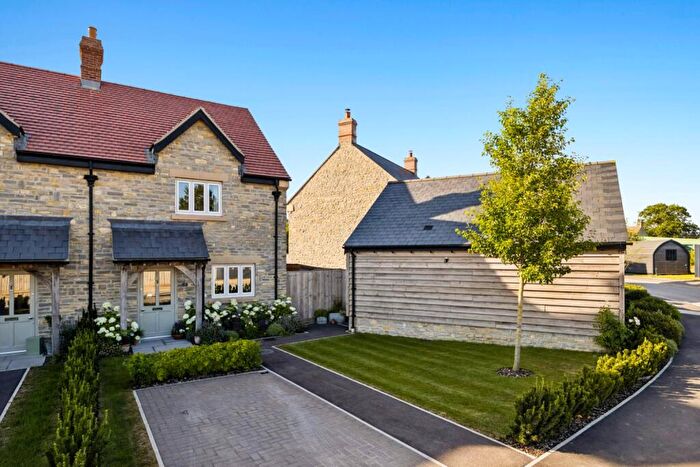3 Bedroom End Of Terrace House For Sale In Baltonsborough, Glastonbury, BA6
