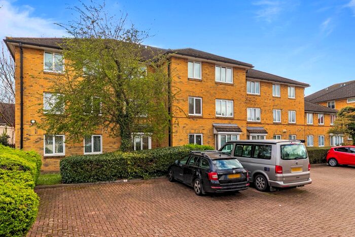 1 Bedroom Flat To Rent In Malyons Road, London, SE13