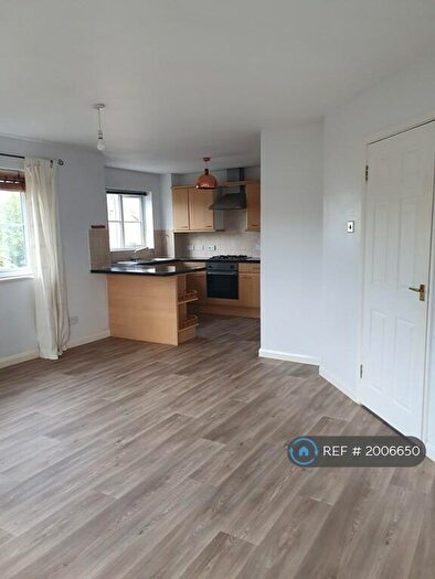 2 Bedroom Flat To Rent In Birch Court, Exeter, EX2