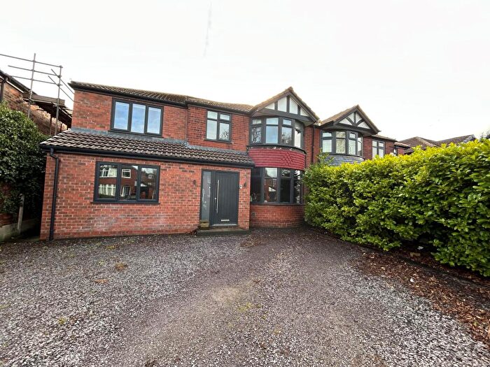 4 Bedroom Semi-Detached House To Rent In Norris Road, M33