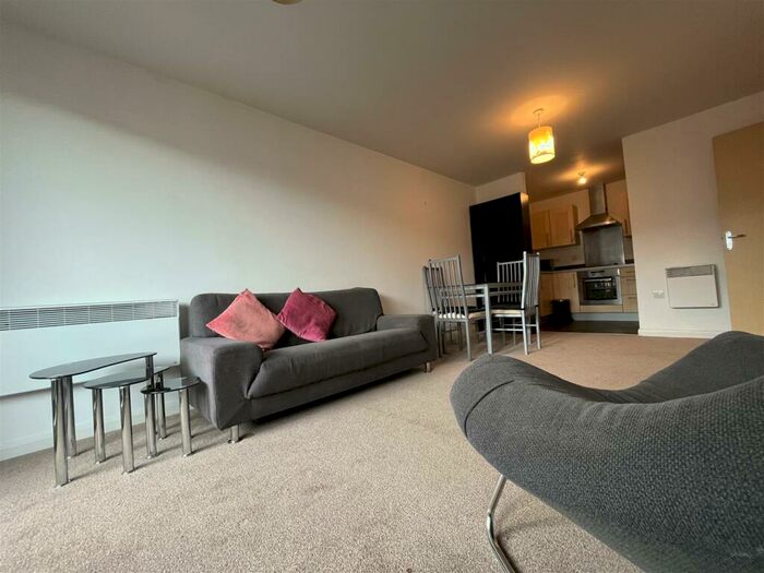2 Bedroom Apartment To Rent In Skyline, Granville Street, B1