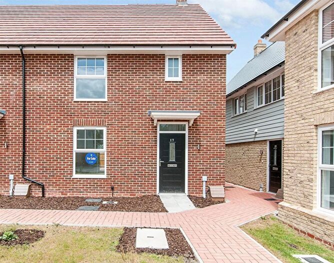 3 Bedroom End Of Terrace House For Sale In Hoo Farm Way, Monkton Road, Minster, CT12