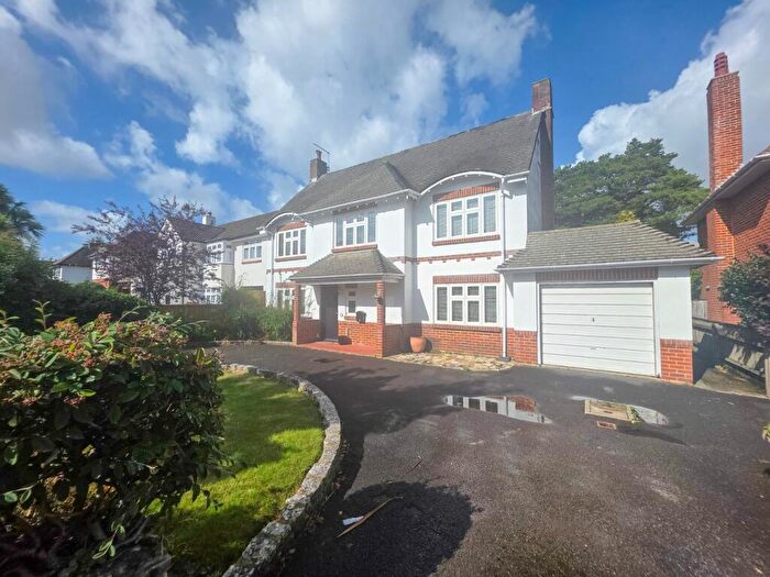 4 Bedroom Detached House To Rent In Huntly Road, Bournemouth, BH3