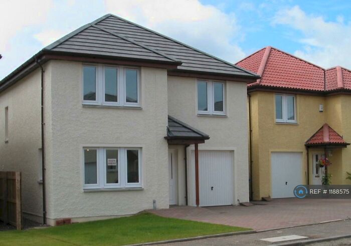 3 Bedroom Detached House To Rent In Cromarty Court, Livingston, EH54