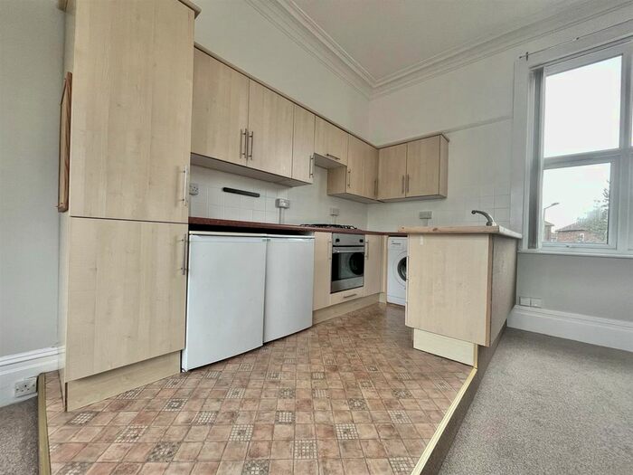 2 Bedroom Flat To Rent In Maitland Street, Offerton, Stockport, SK1