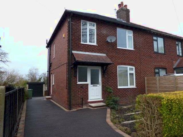 3 Bedroom Semi-Detached House To Rent In Norwood Avenue, Stockport, SK6