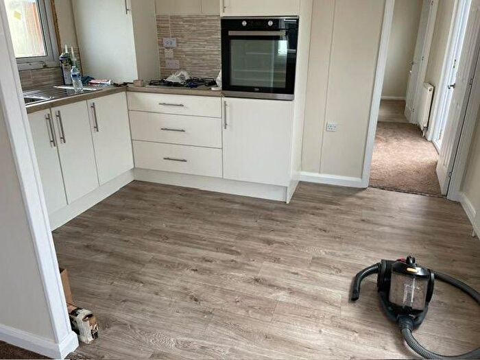 2 Bedroom Park Home For Sale In Forest Town, Mansfield, NG19