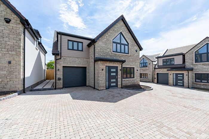 4 Bedroom Detached House For Sale In Cross Keys Court, Bristol, BS15