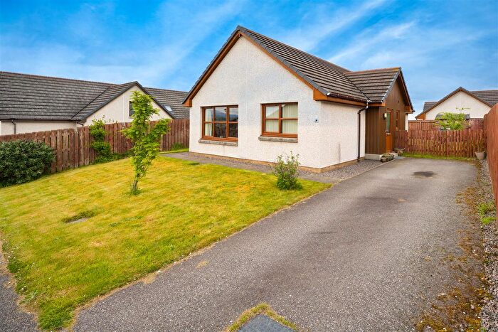 2 Bedroom Detached Bungalow For Sale In Redcastle View, Kirkhill, Inverness, IV5