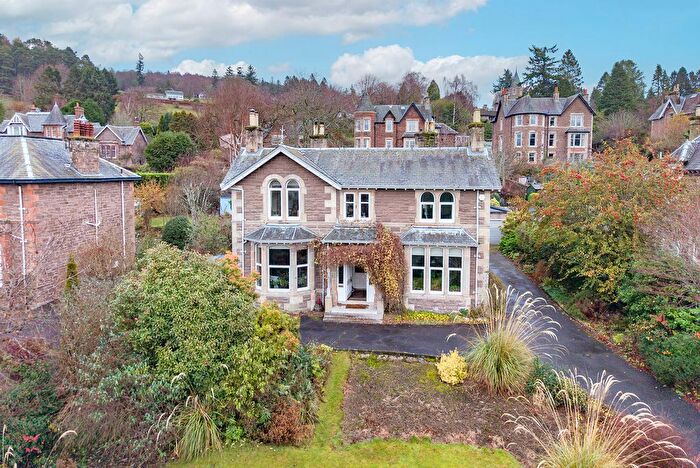 6 Bedroom Detached House For Sale In Victoria Terrace, Crieff, PH7