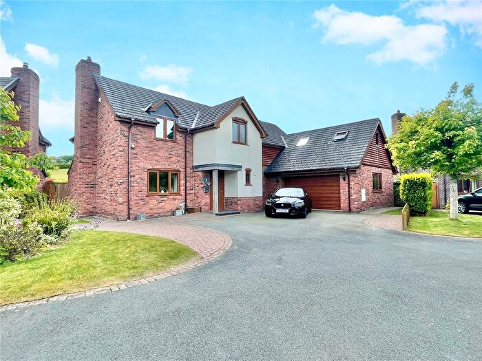 4 Bedroom Detached House For Sale In Groes Close, Groesllwyd, Guilsfield, Welshpool, SY21