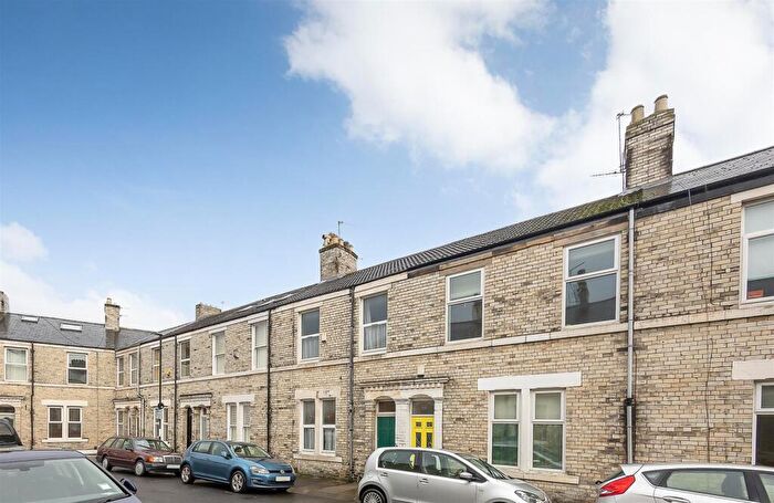 4 Bedroom Terraced House To Rent In Clayton Park Square, Jesmond, Newcastle Upon Tyne, NE2