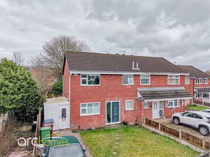 3 Bedroom Semi-Detached House For Sale In Abbey Lane, Leigh, WN7