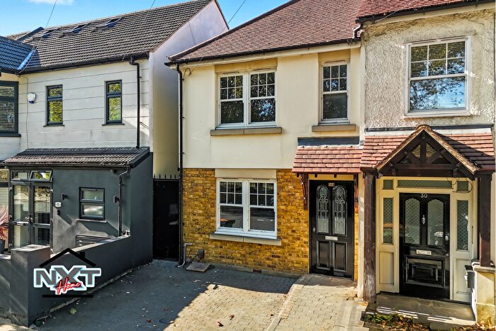 3 Bedroom Semi Detached House For Sale In Cheltenham Gardens, London, E6