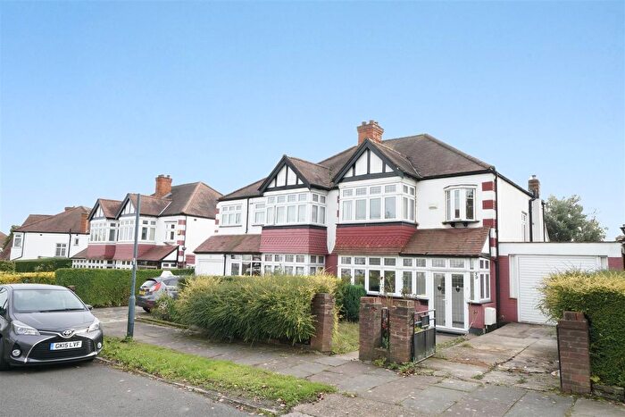 3 Bedroom Semi-Detached House To Rent In Blockley Road, Wembley, HA0
