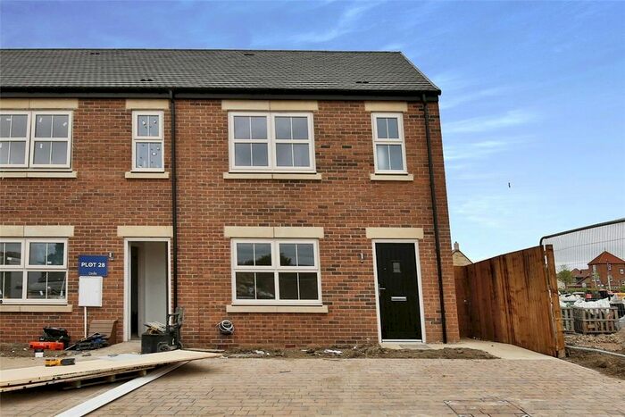 3 Bedroom Semi-Detached House To Rent In Pennycress Lane, Darlington, DL2