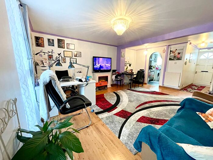 2 Bedroom Terraced House To Rent In Iris Path, Romford, RM3