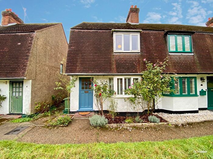 3 Bedroom Terraced House To Rent In Barn Close, Epsom, KT18