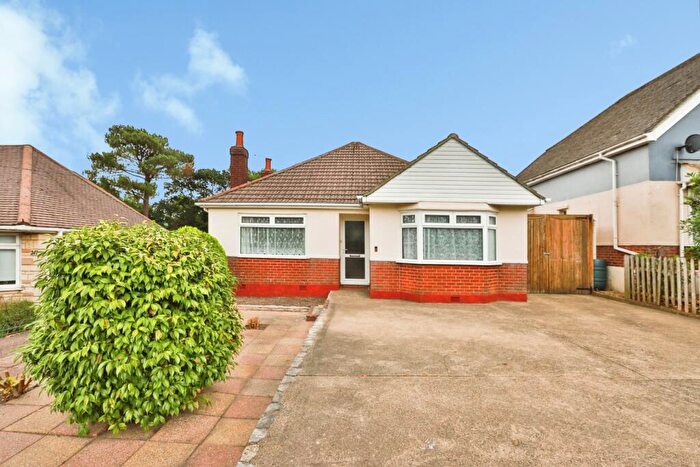 3 Bedroom Bungalow For Sale In Herbert Avenue, Poole, Dorset, BH12
