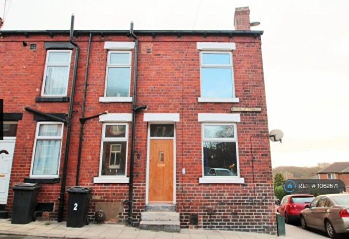 1 Bedroom Terraced House To Rent In Woodville Terrace, Horsforth, Leeds, LS18