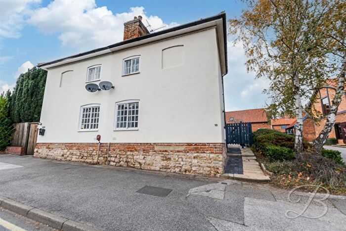 1 Bedroom Cottage For Sale In Mansfield Road, Edwinstowe, Mansfield, NG21