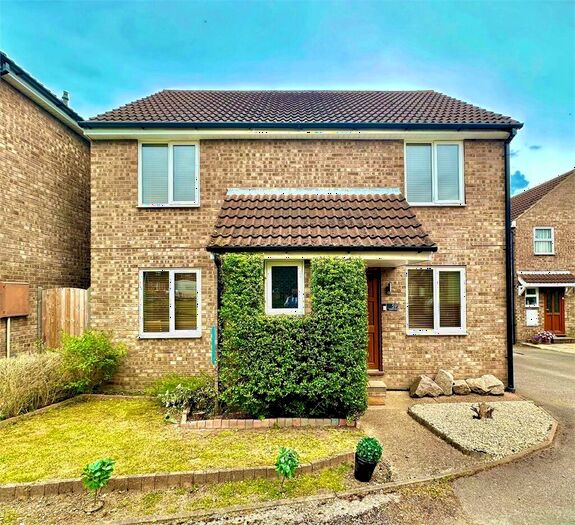 4 Bedroom Detached House For Sale In Hamberts Road, South Woodham Ferrers, South Woodham Ferrers, CM3