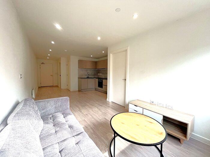 1 Bedroom Flat To Rent In Southernhay Gardens, St. Leonards, Exeter, EX1