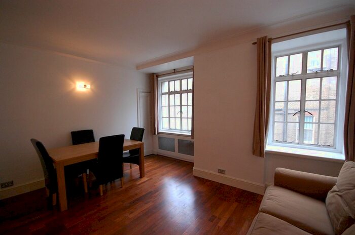 2 Bedroom Flat To Rent In Seymour Street, London, W1H