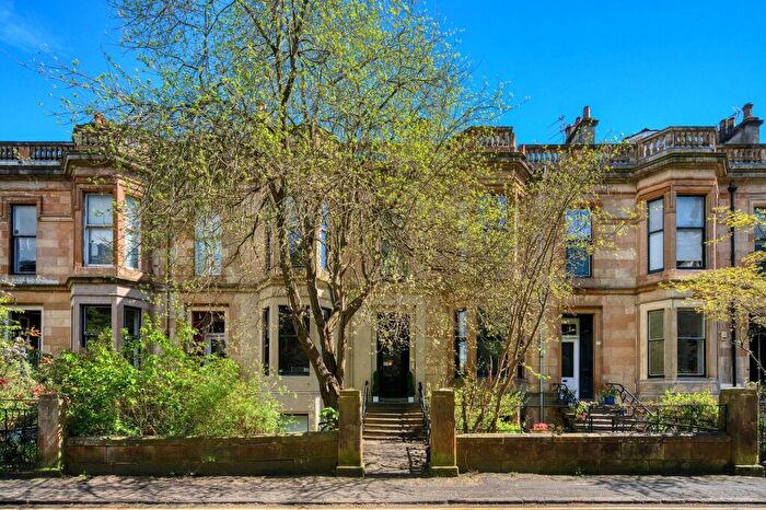 2 Bedroom Apartment For Sale In Hillhead Street, Hillhead, Glasgow, G12