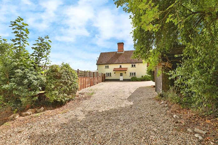 6 Bedroom Character Property For Sale In Cranworth, Thetford, IP25