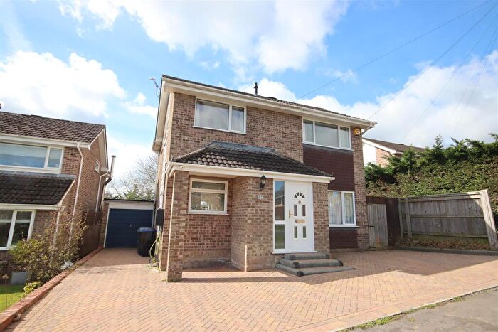 4 Bedroom Detached House For Sale In Matford Hill, Chippenham, SN15