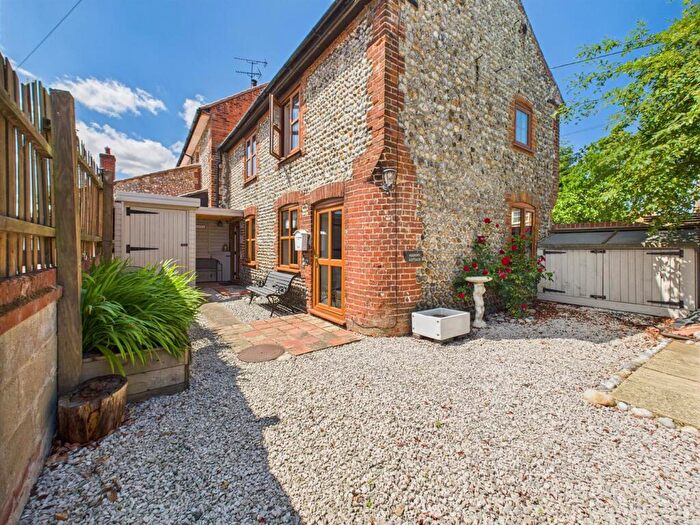 2 Bedroom Cottage For Sale In Church Street, Northrepps, Cromer, NR27
