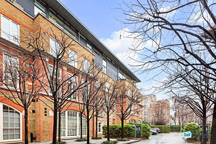 1 Bedroom Apartment To Rent In Stepney City Apartments, Clark Street, London, E1