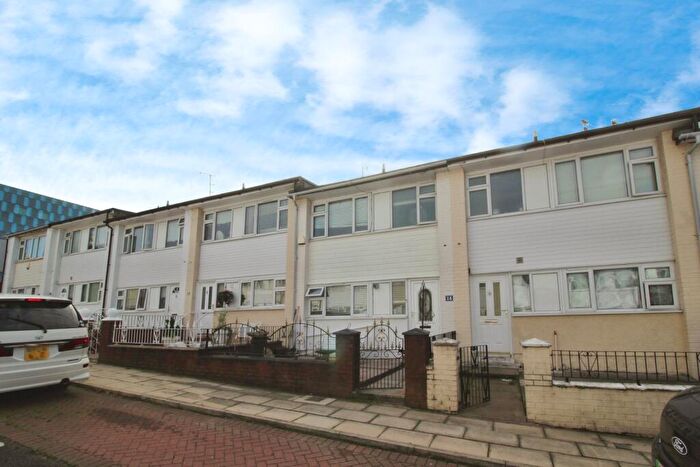 3 Bedroom Terraced House For Sale In Newton Way, Liverpool, Merseyside, L3