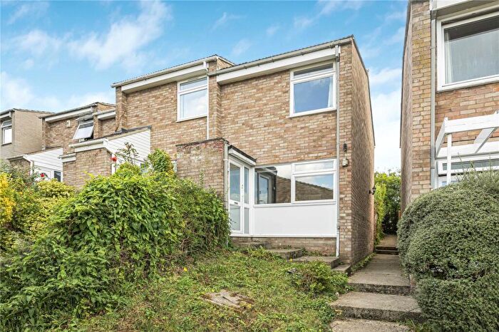 2 Bedroom End Of Terrace House For Sale In Leafield Road, Oxford, Oxfordshire, OX4