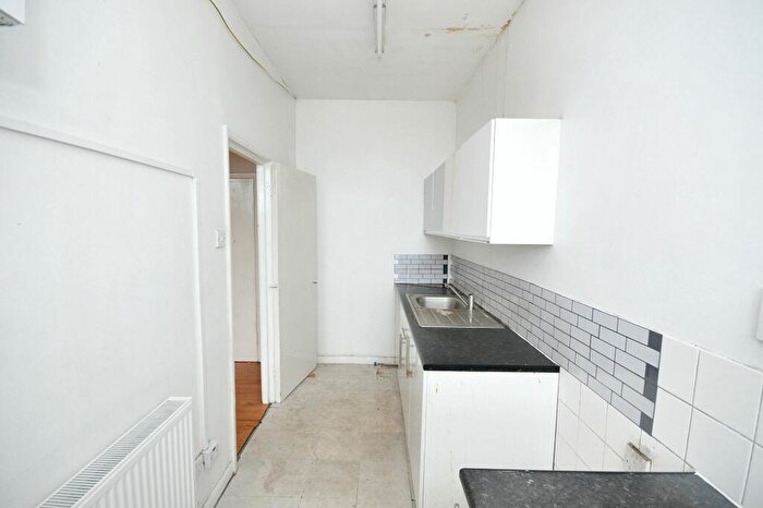 1 Bedroom Flat For Sale In B Scrubs Lane, Harlesden, London, NW10